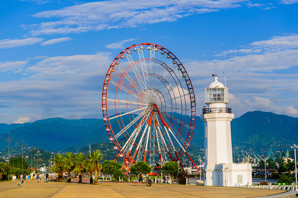 Приморский бульвар. Источник: Vahan Abrahamyan / Shutterstock / FOTODOM 