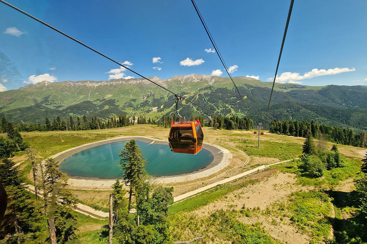 Архыз, Карачаево-Черкесия, Россия. Источник: Yaslex / Shutterstock / FOTODOM
