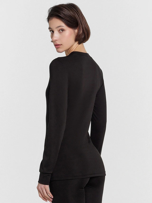 Легкое удобное термобелье от Mark Formelle создано для всей семьи. Источник: markformelle.ru 