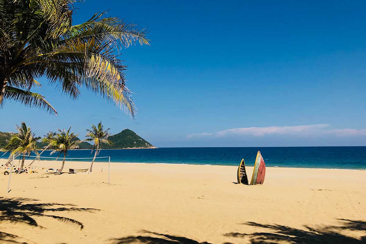 Пляж в Санье. Источник: irys.e / Shutterstock / FOTODOM