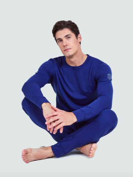 Мягкий внутренний ворс и особая структура ткани — отличительные особенности этого термобелья. Источник: montero-outdoor.com