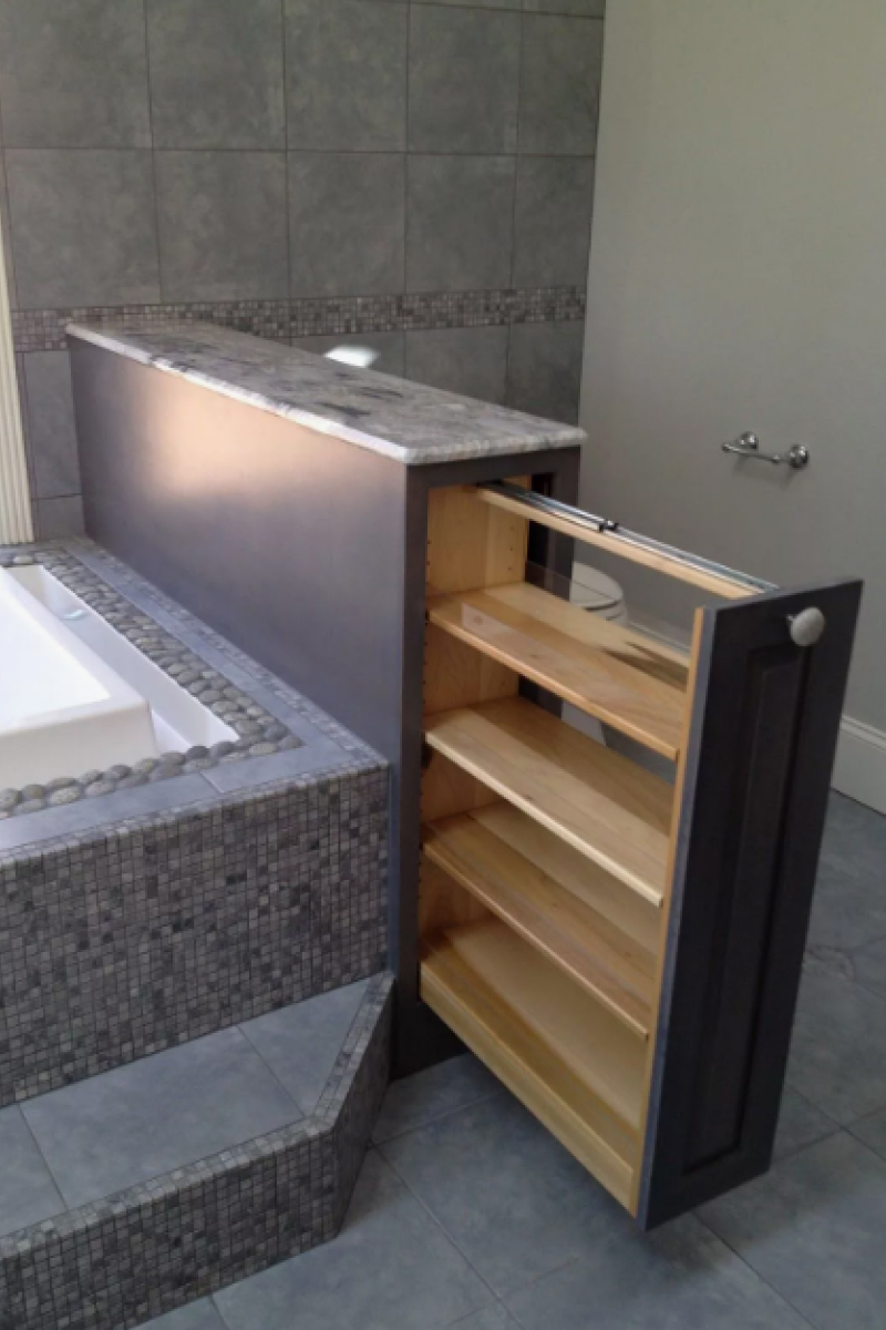 Выдвижные модули экономят место. Источник: студия дизайна Rerooms