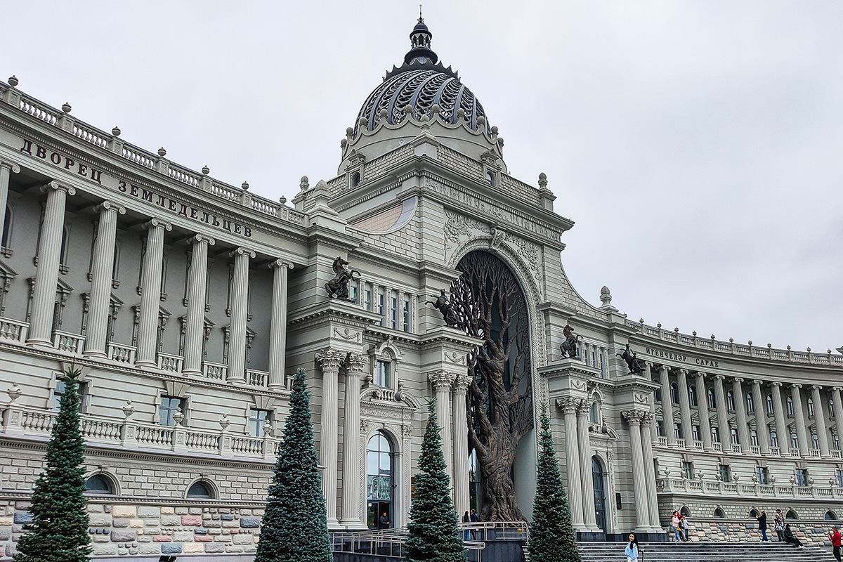 Дворец Земледельцев. Источник: Tatiana_Panova / Shutterstock / FOTODOM