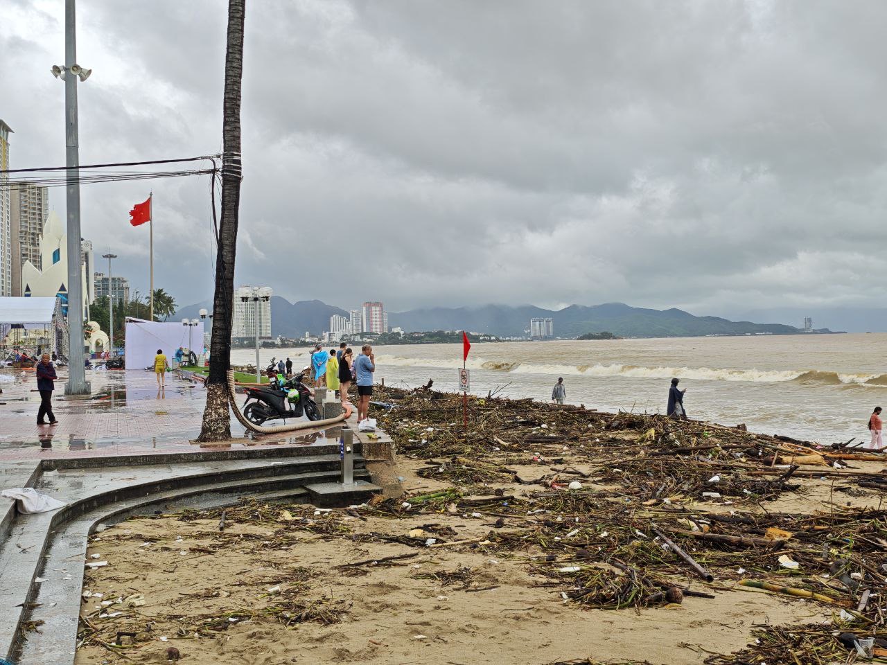 Обстановка в Нячанге. Фотографиями делятся участники сообщества TravelAsk. Источник: t.me/+5S8776eyRX02NDZi