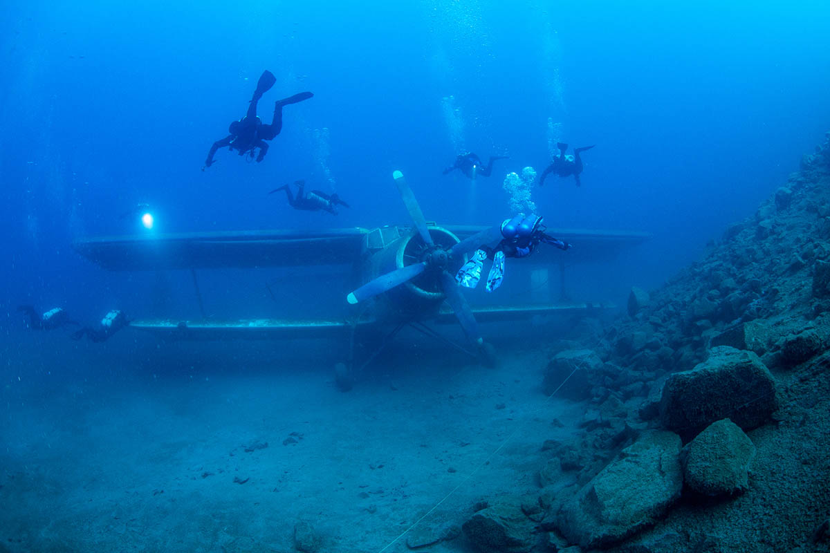 На дне много интересного: корабли, техника. Источник: личный архив Александра Самосадко