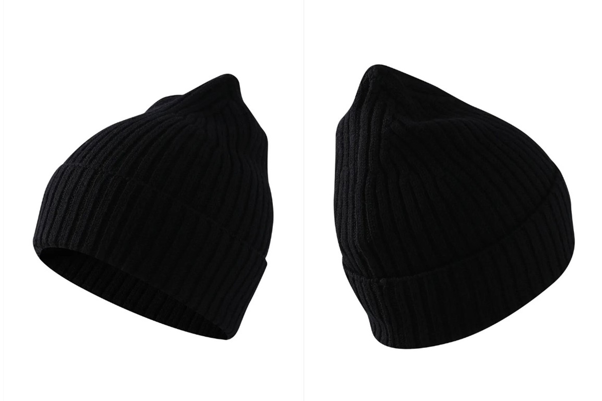 Стильный брендовый аксессуар — отличный знак внимания. Источник: stockmann.ru