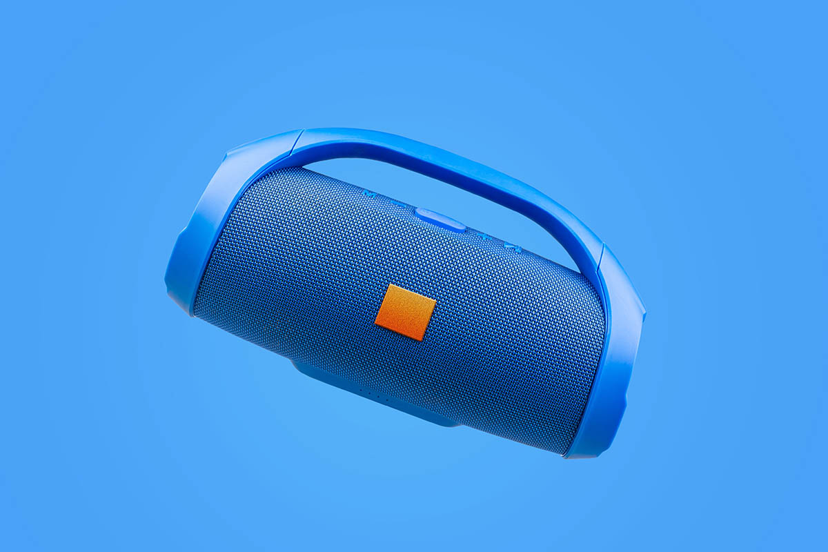 Портативная Bluetooth-колонка. Источник: vatolstikoff / Shutterstock / FOTODOM