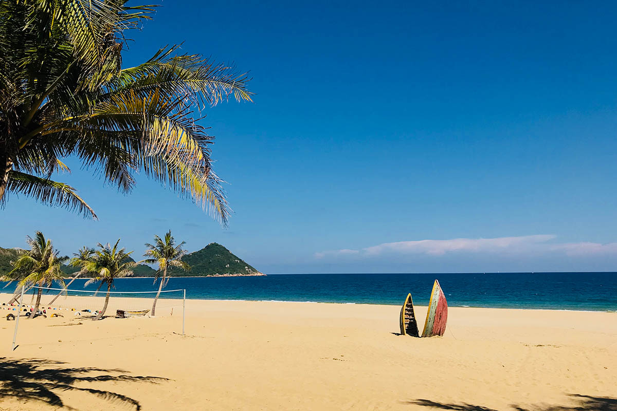 Пляж в Санье. Источник: irys.e / Shutterstock / FOTODOM