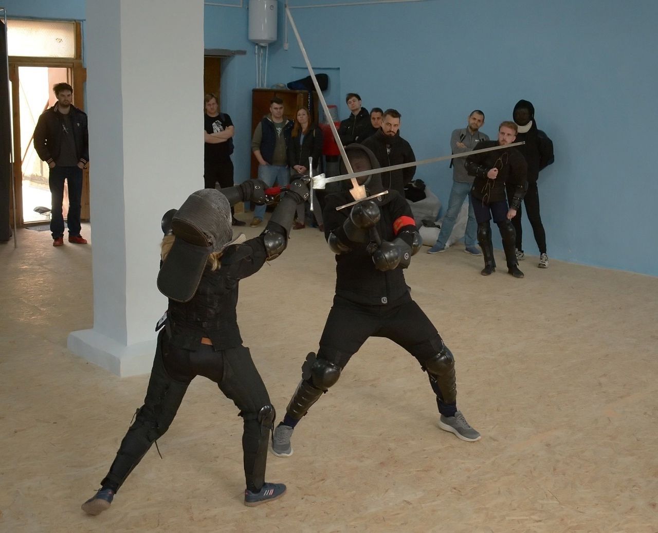 Чем тяжелее снаряжение, тем прочнее и дороже защита. Источник: личный архив Андрея Волгина