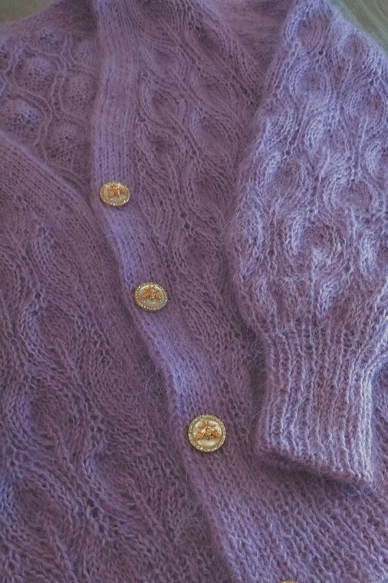 Правильно связанный свитер не отличить от магазинного, только сидит лучше. Источник: личный архив Карины Перовой