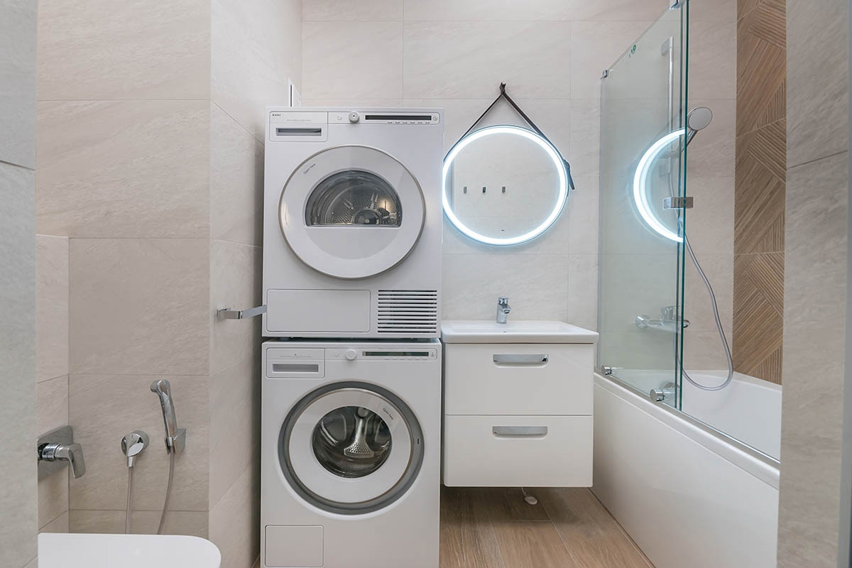 Каждой машинке нужна отдельная розетка. Источник: Alhim / Shutterstock / FOTODOM