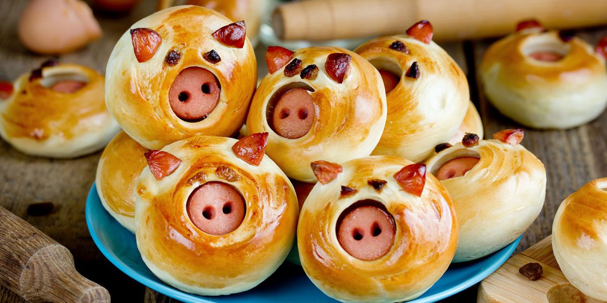 Вкусно и необычно: как приготовить сосиски в тесте
