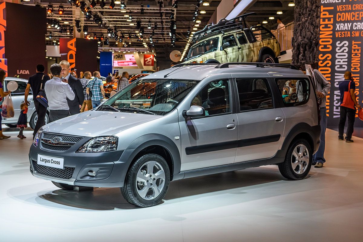 машины за 2 миллиона рублей LADA