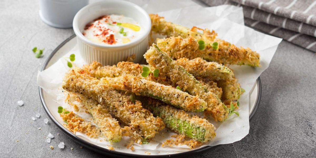Жаренные на сковороде кабачки: топ-10 рецептов на разный вкус