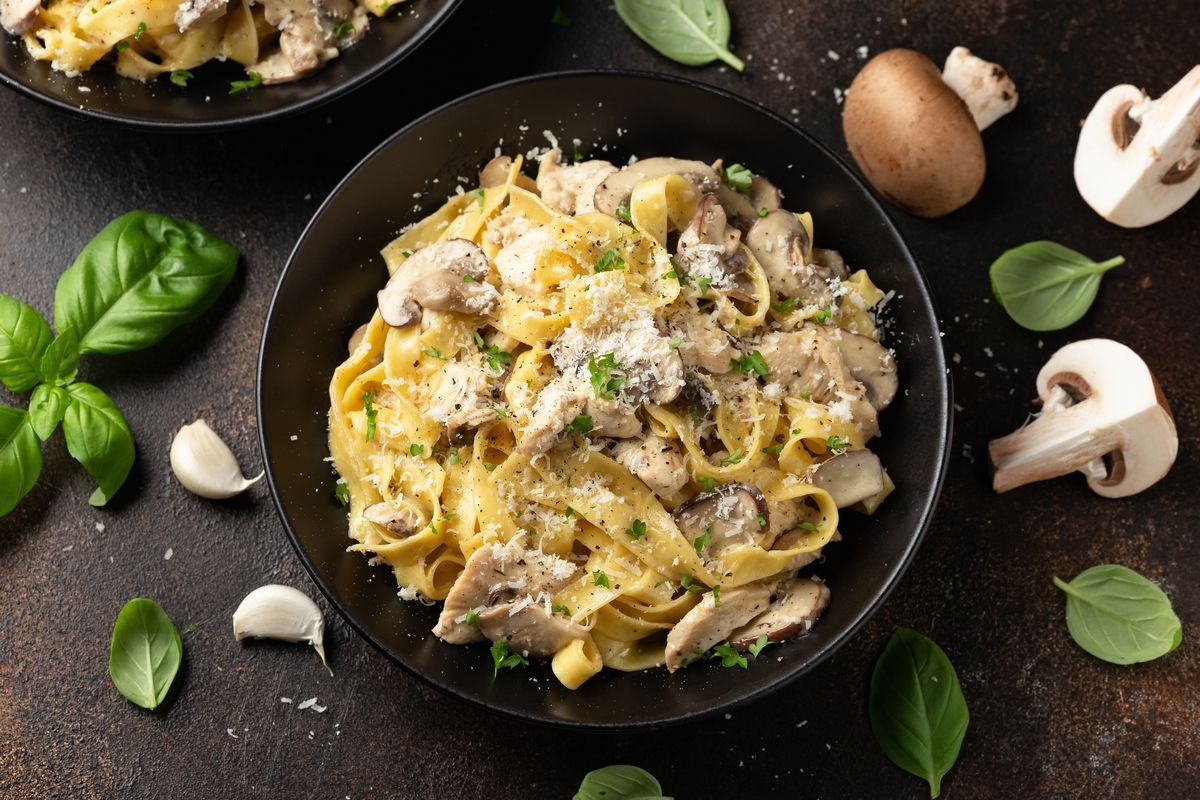 паста с курицей и сливками