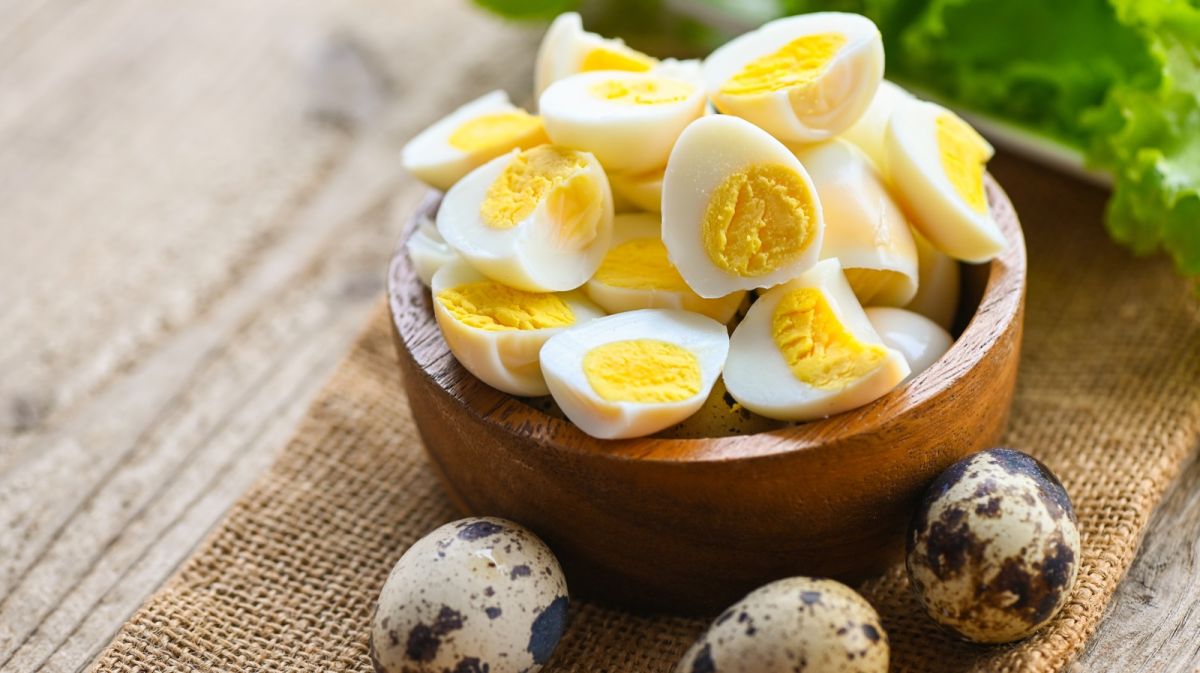 Сколько варить перепелиные яйца и как их быстро почистить