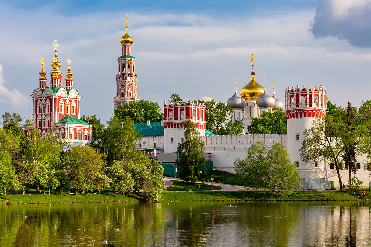 монастыри