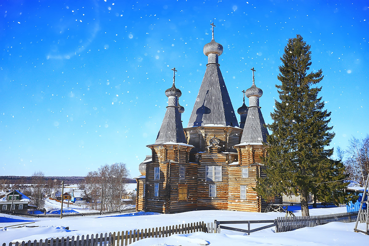 деревянная церковь 