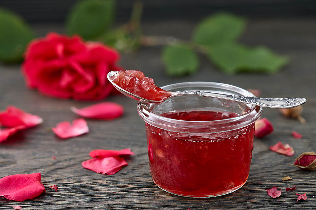 розовое варенье