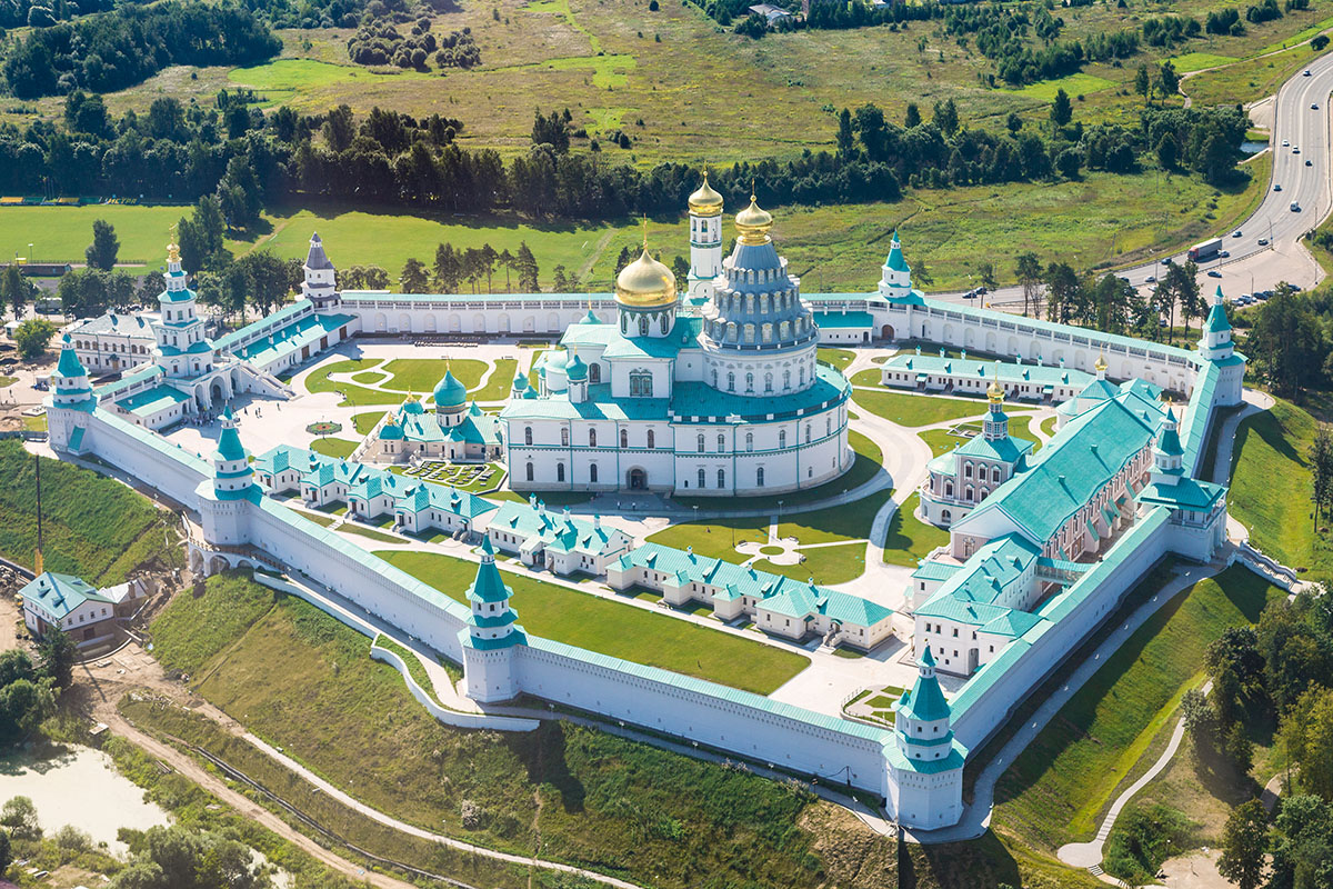монастырь Истра
