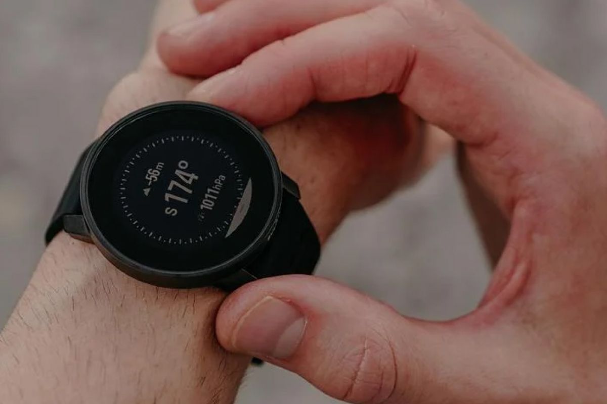 смарт-часы Suunto